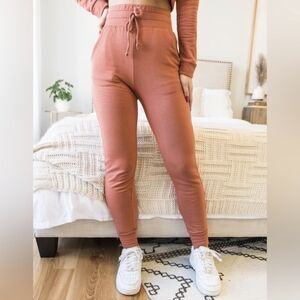 Sozy Laila jogger, Terra Cotta, S, soft cozy high-waisted lounge pants